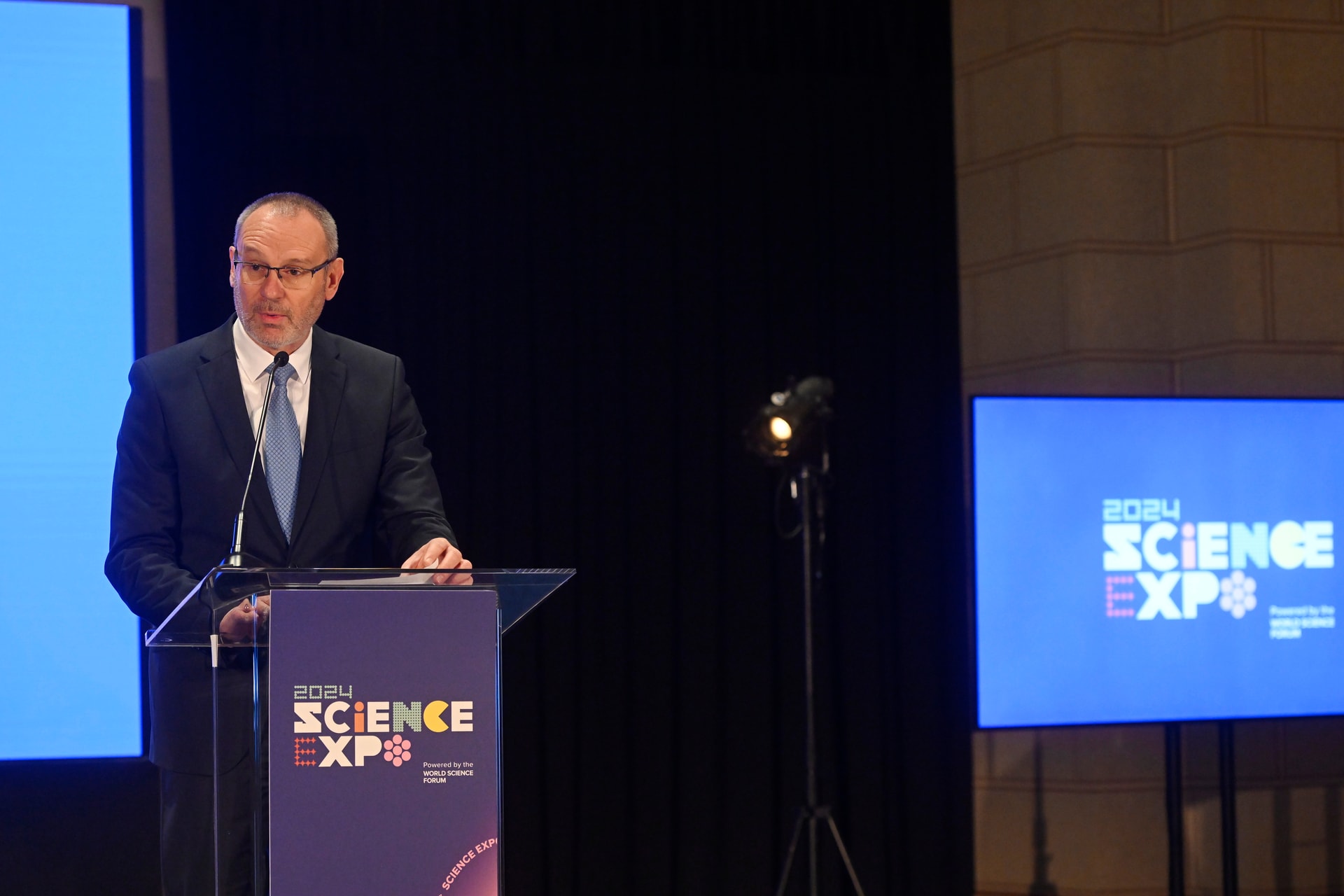 Zsigó Róbert: A fiatalok sikere nemzetünk sikere