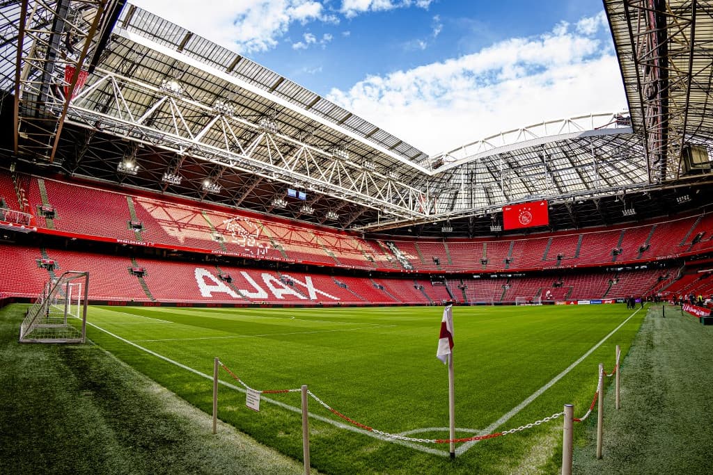 Néhány vendégszurkoló azért lesz a Johan Cruijff ArenA lelátóján