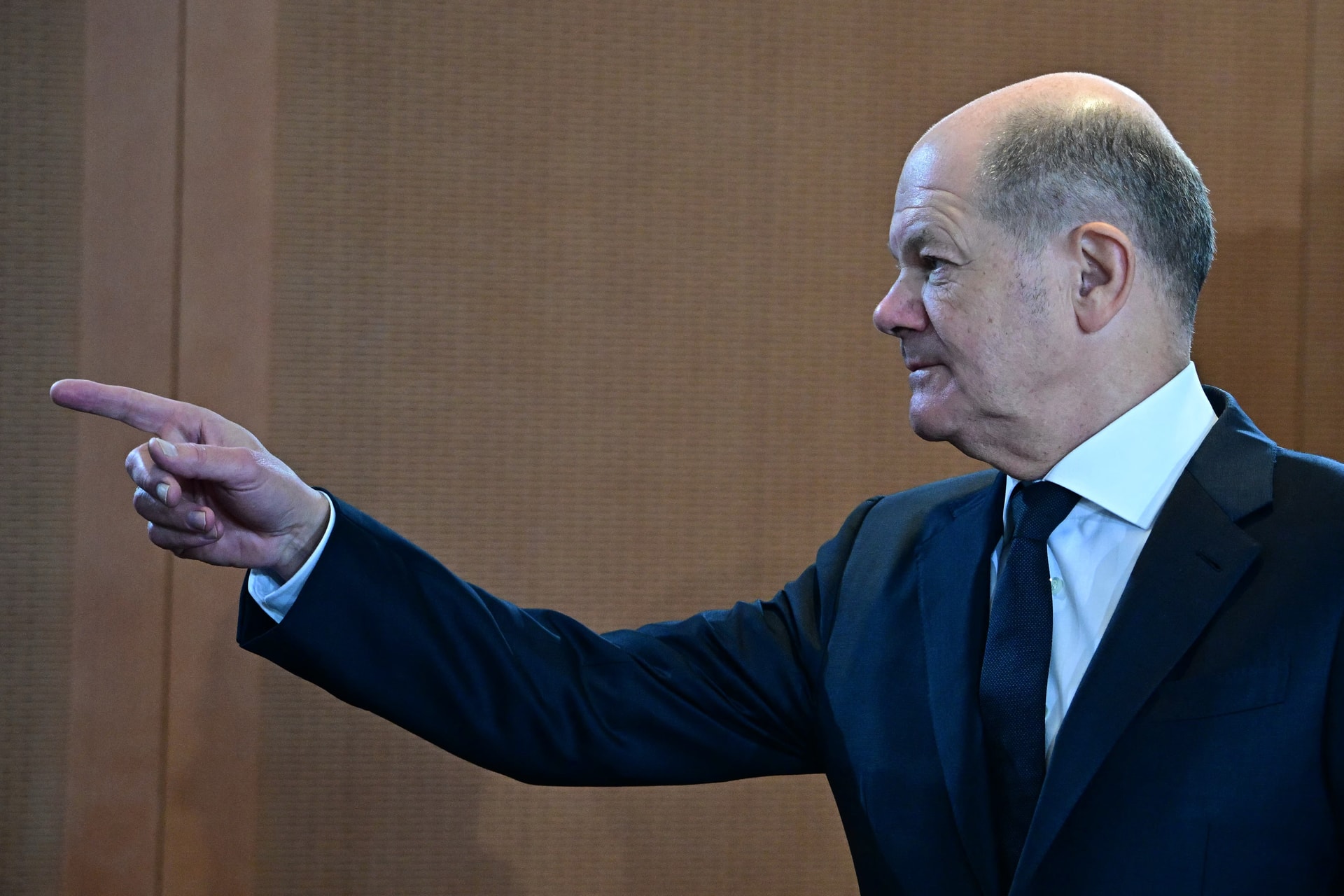 Jönnek a választások, Scholznak pedig hirtelen elege lett