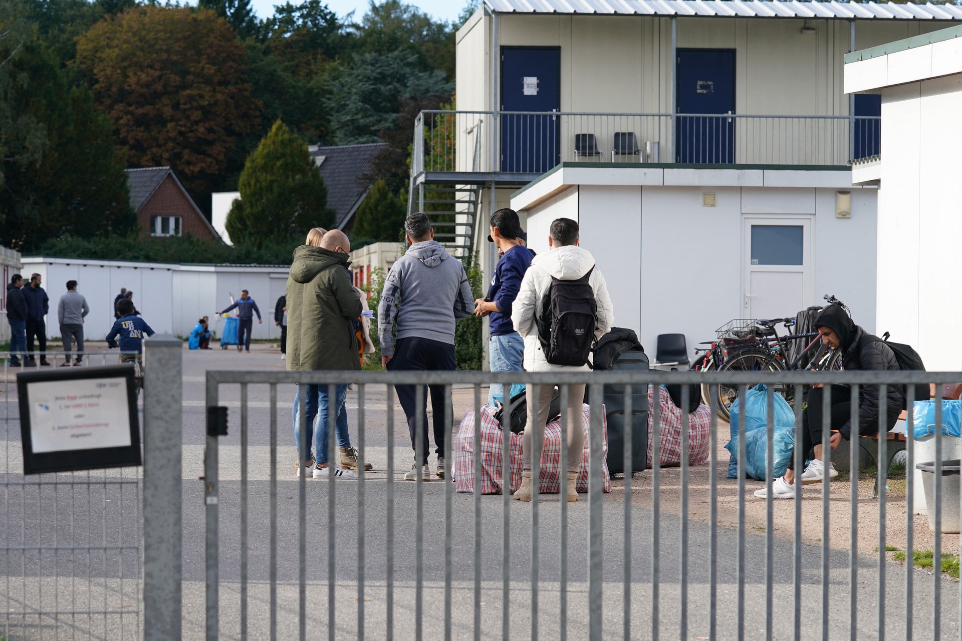 Svédország minden pénzt megad, csak menjenek a migránsok