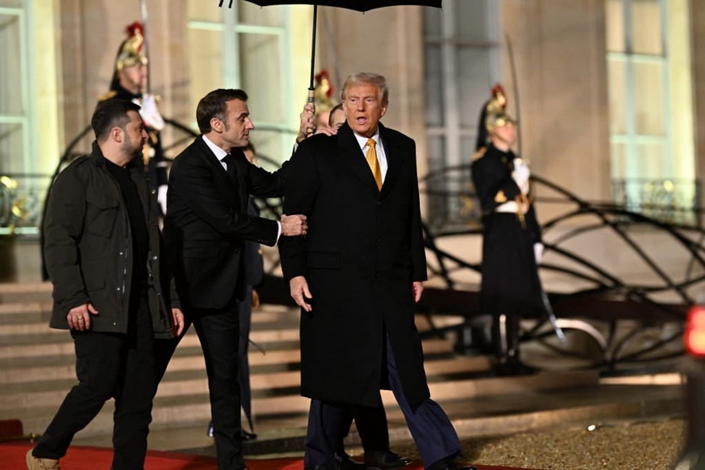 Zelenszkij és Macron megsértette Trumpot Párizsban