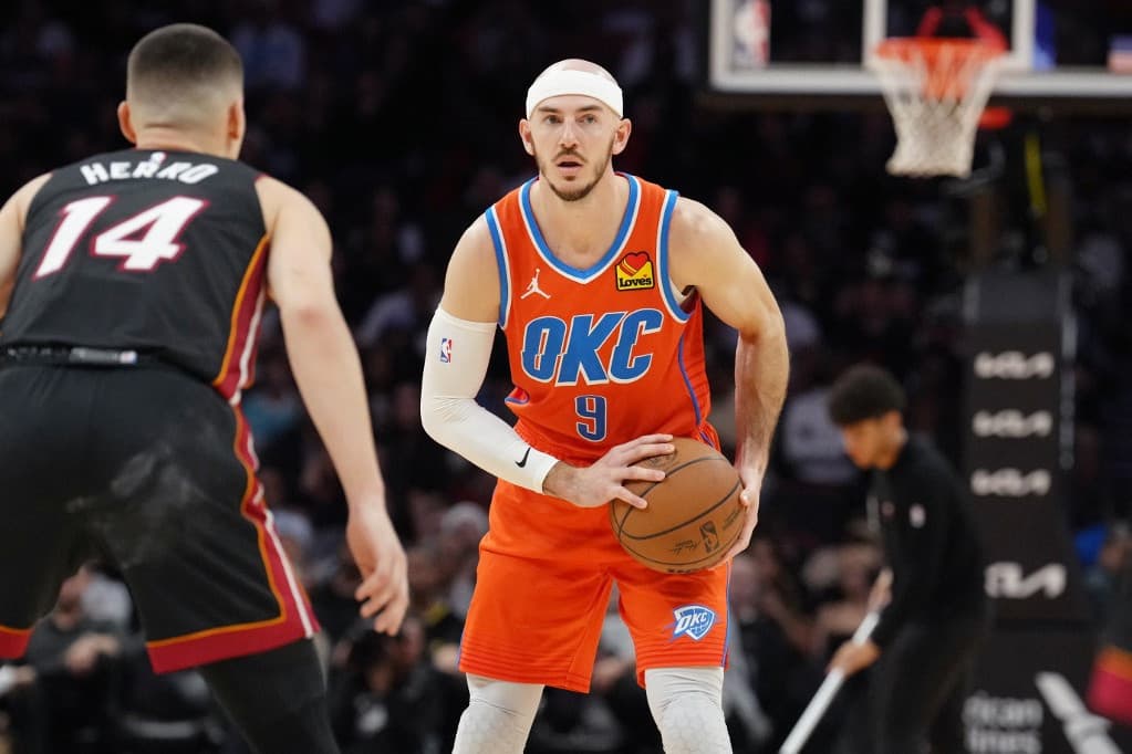 NBA: Szerződést hosszabbított a liga egyik legjobb védőjátékosa