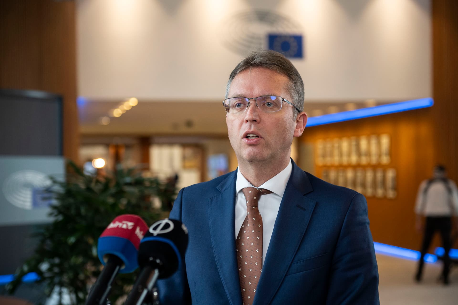 „Ne szorítson be bennünket Brüsszel!”