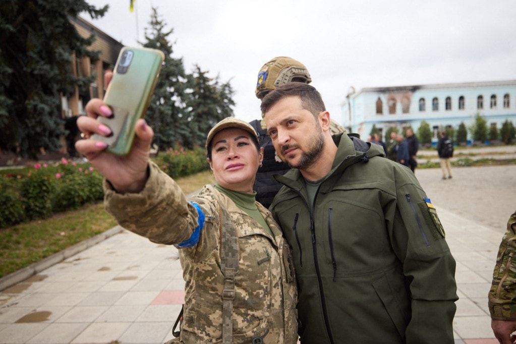 „Zelenszkij sem egy angyal, harcolni akart”
