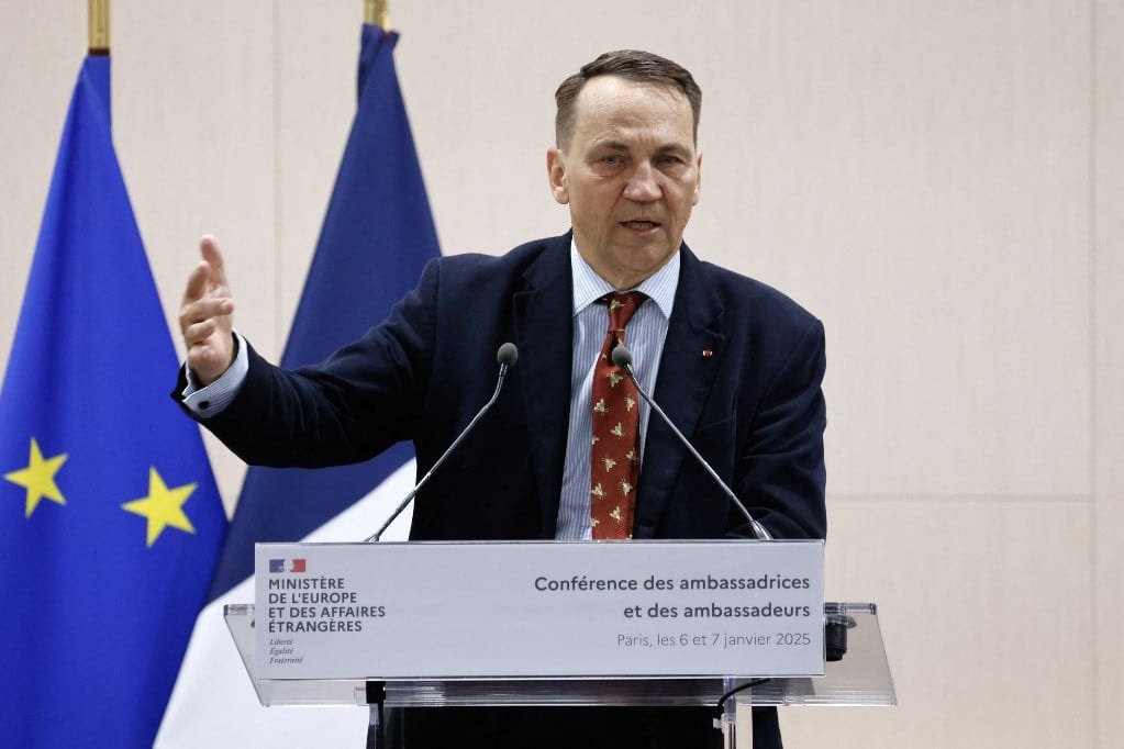Lengyelország nem zárja ki Putyin gépének feltartóztatását