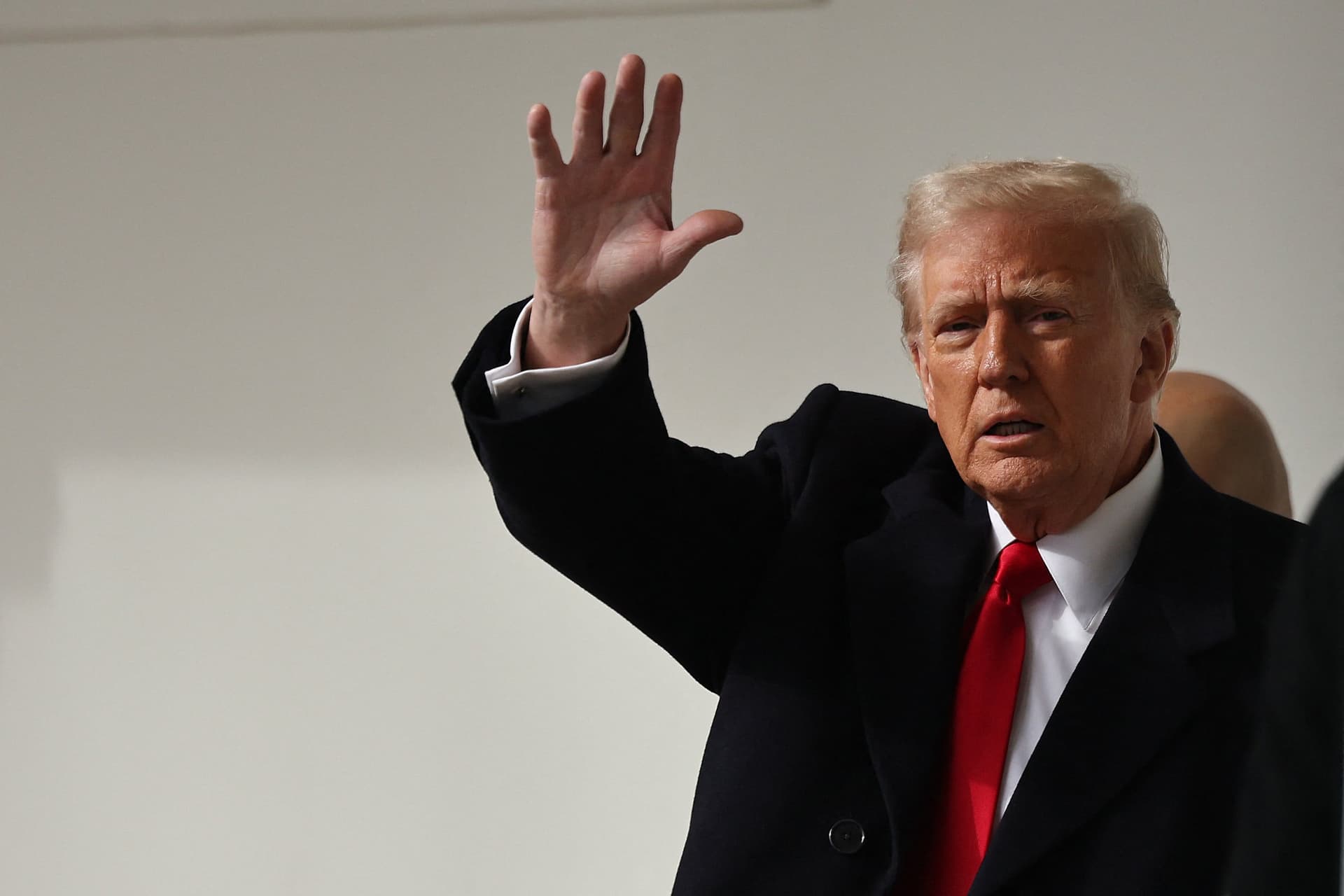 Trump azonnal találkozna Putyinnal