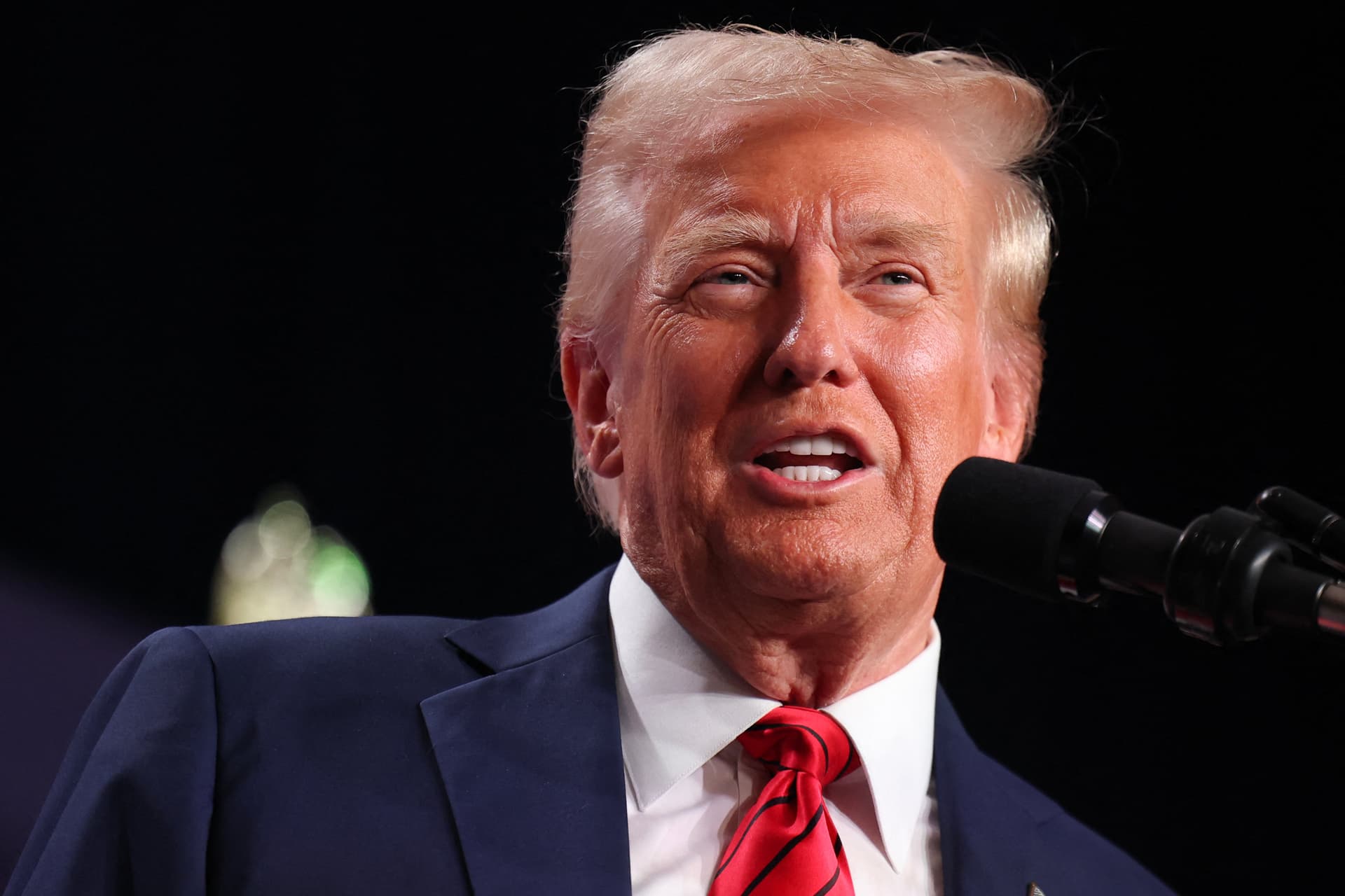 Trump szerint előrehaladást ért el az orosz–ukrán háború befejezéséről szóló tárgyalásokon