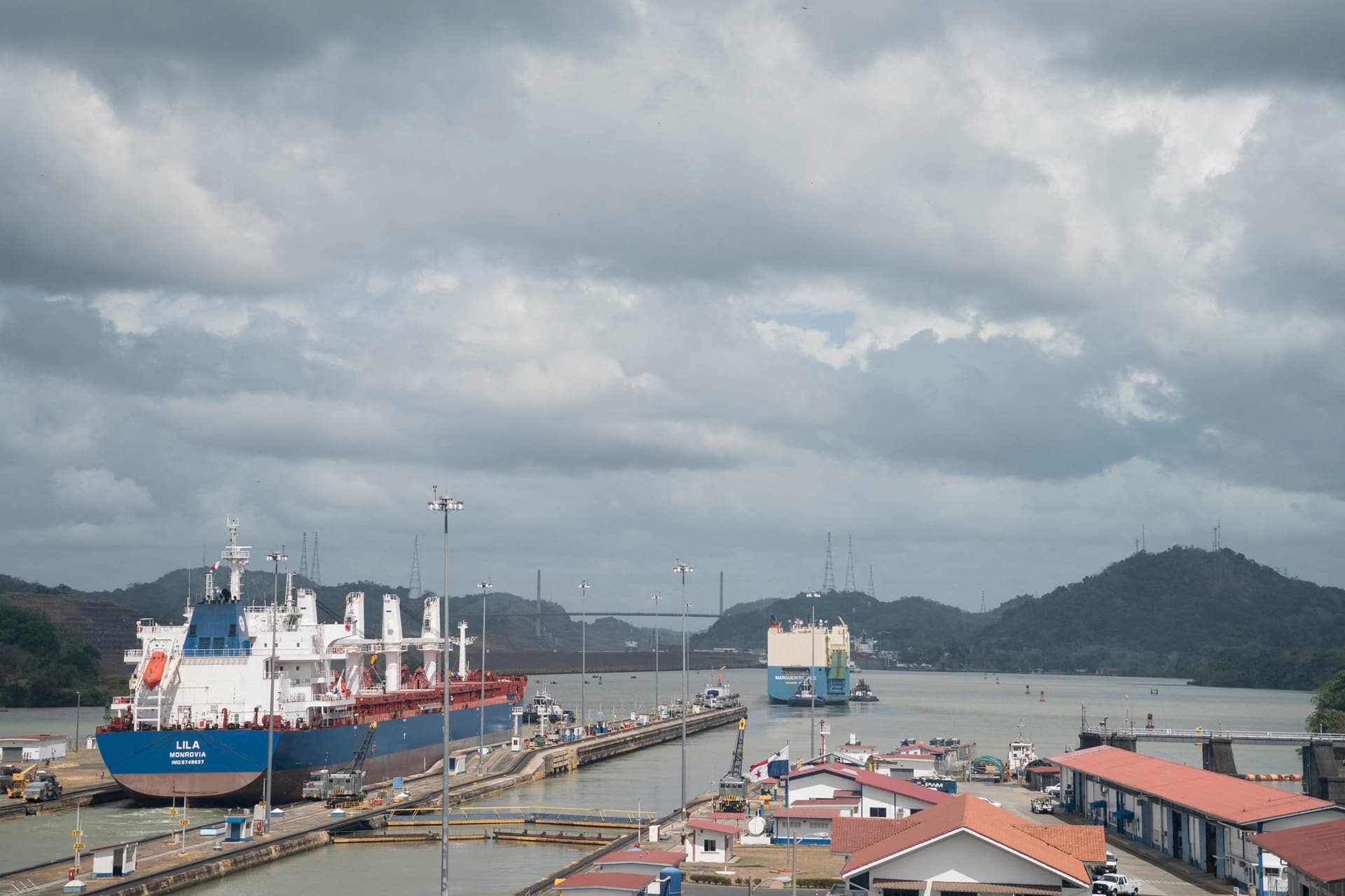 Peking elutasítja a Panama-csatornával kapcsolatos vádakat