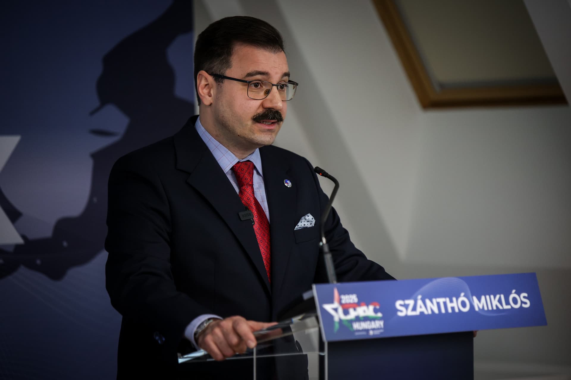 Miről szól a 21. század politikája?