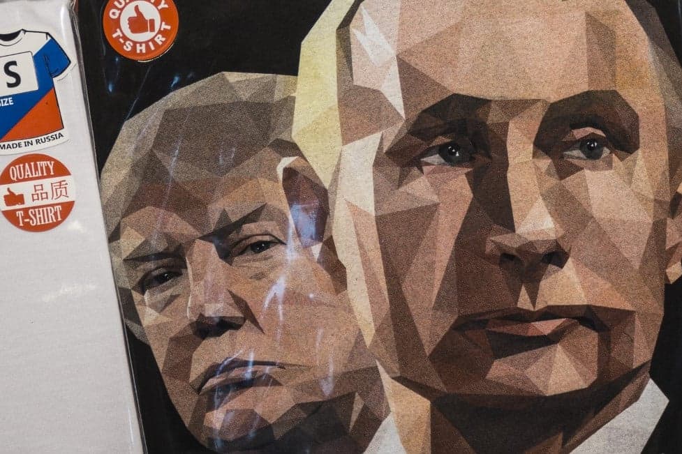 Trump bejelentette, hogy tárgyal Putyinnal