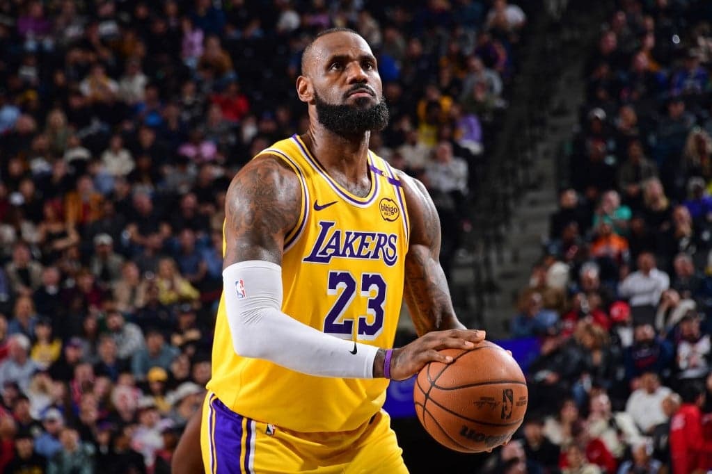 LeBron James a Philadelphia 76ers együttesében folytatja karrierjét