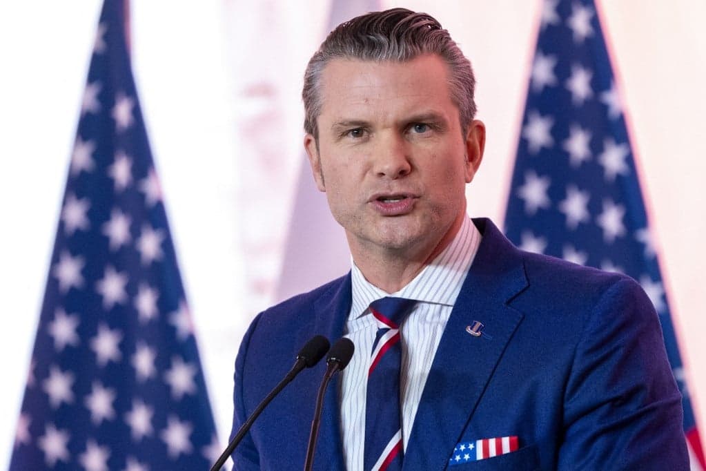 Amerika figyelmezteti Iránt