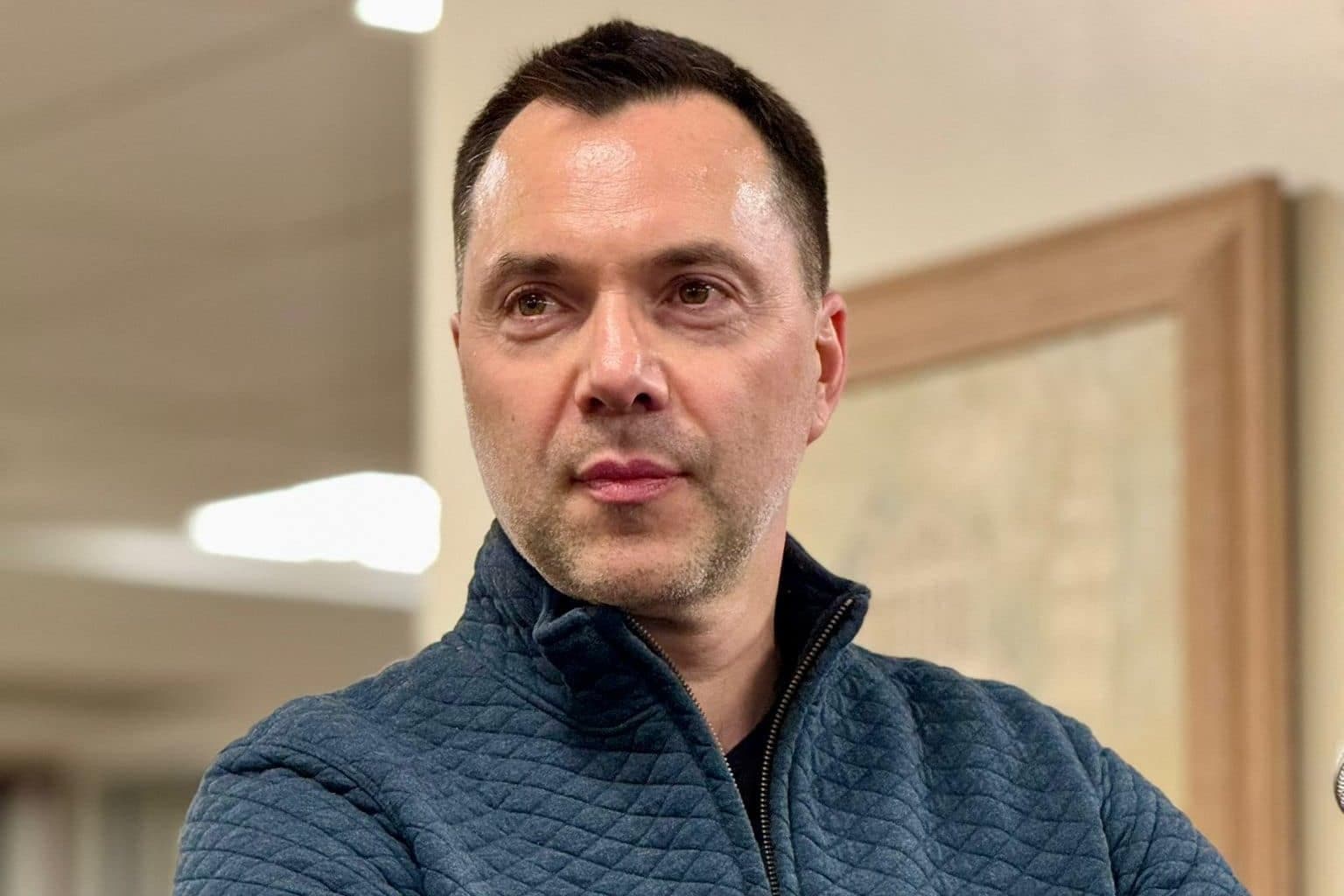 Aresztovics: Az USA rászállt az ukrán pénzmozgásokra