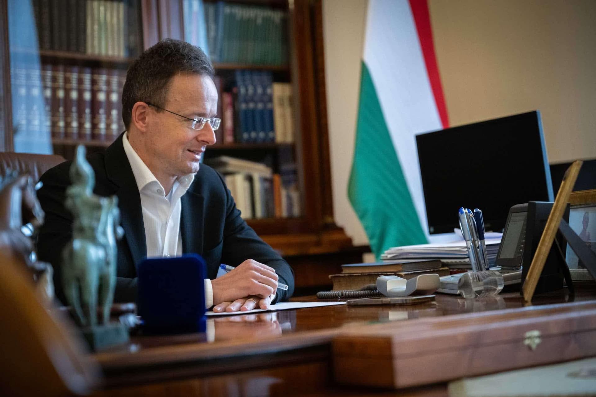„Magyarország profitál a keleti nyitásból”