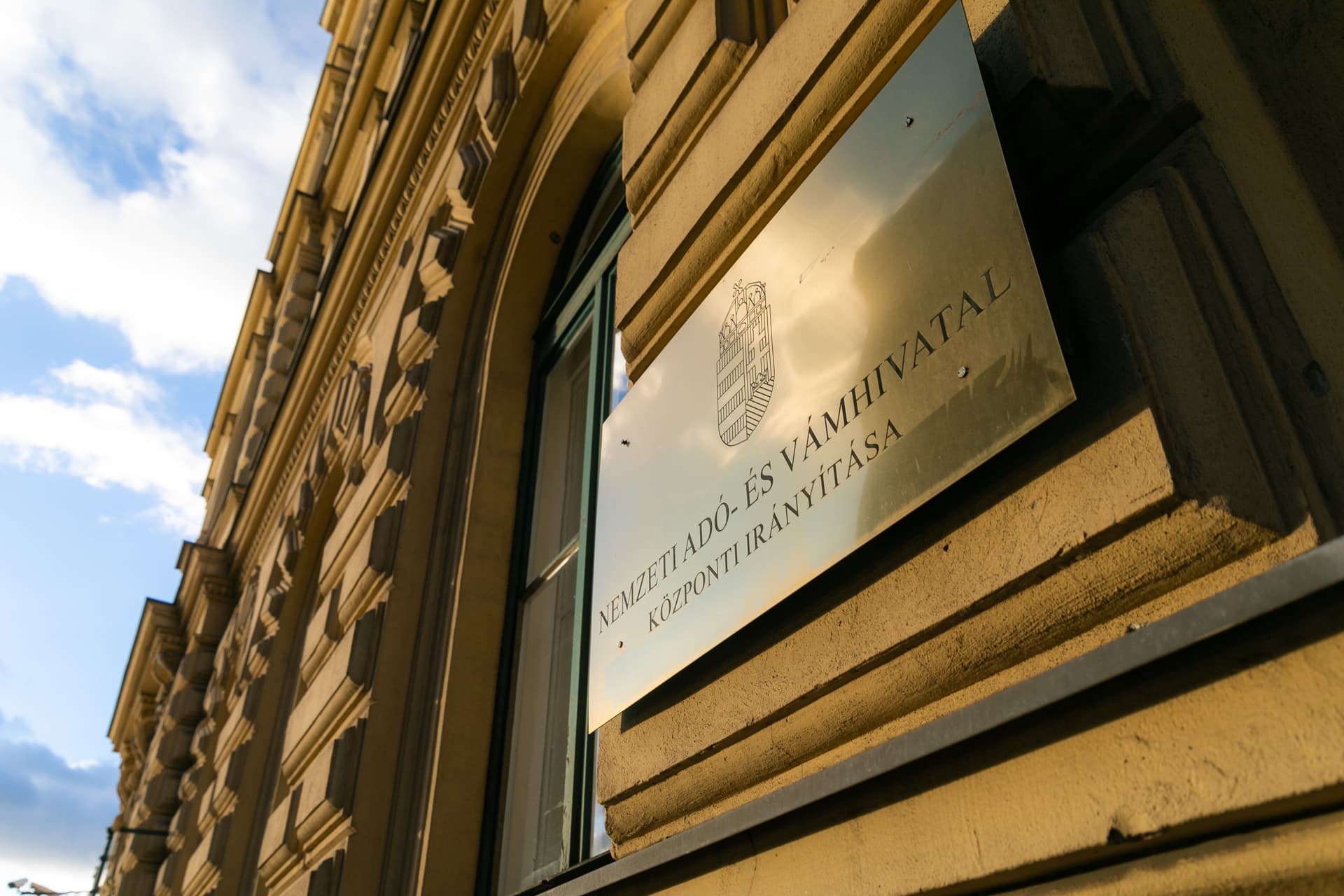 A Pénzügyminisztérium pályázatot hirdetett a NAV elnöki tisztségének betöltésére
