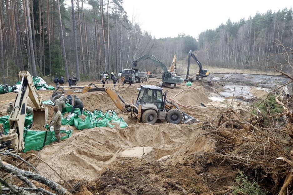 Kiemelték a lápsírba süllyedt harckocsit