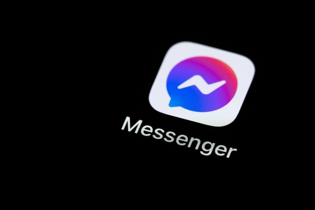 Leáll a messenger