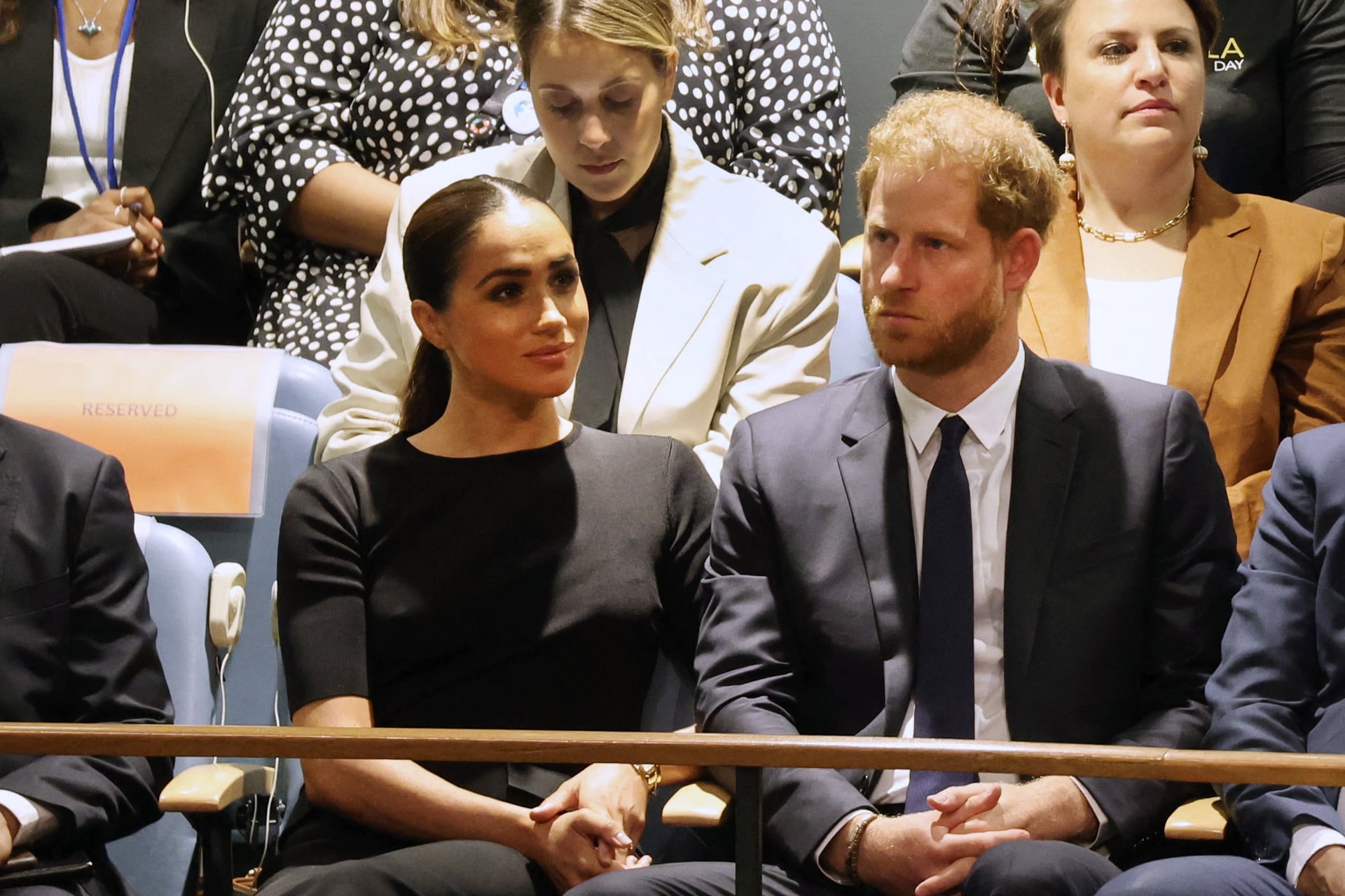 Meghan Markle megint beleütötte az orrát Harry herceg dolgába