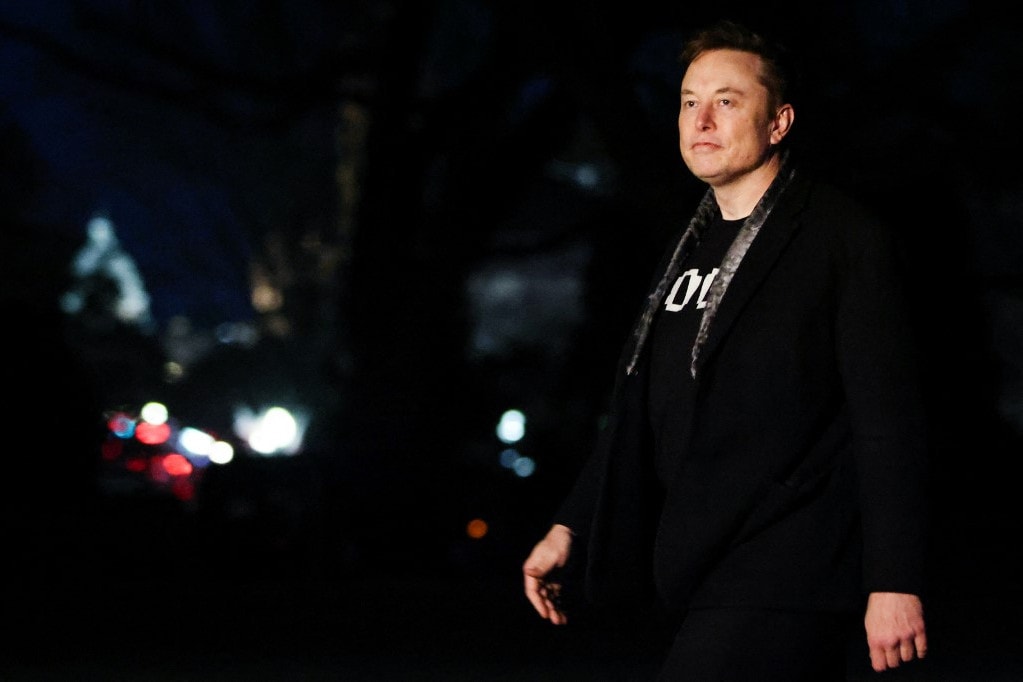 Musk új üzenetküldő alkalmazást jelentett be