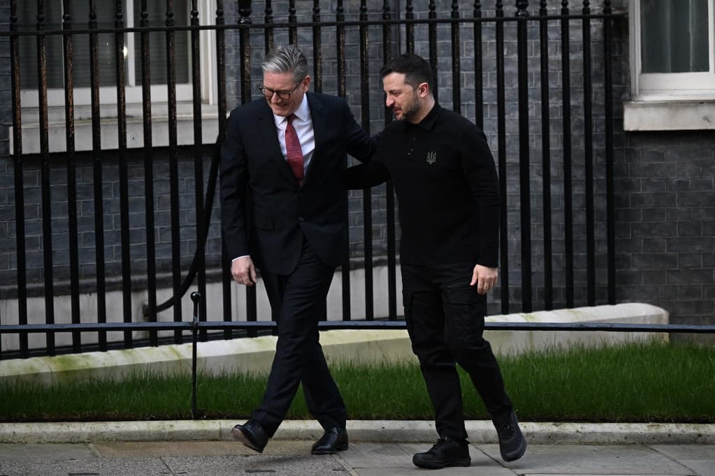A britek töretlenül támogatják Zelenszkijt