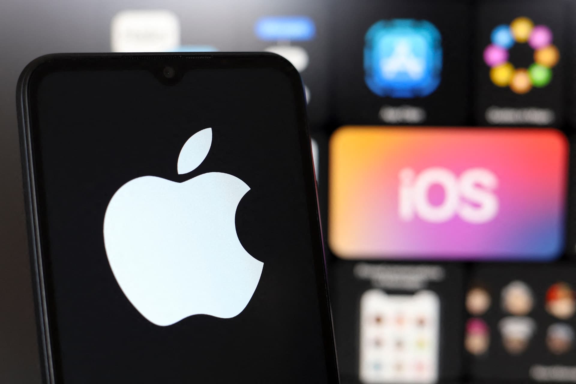 Rossz hírt kaptak az iPhone-tulajdonosok