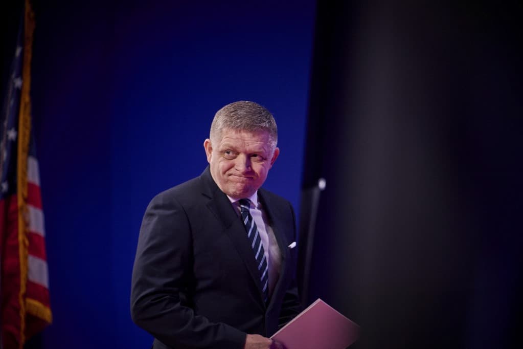 Fico bekeményít, jön az alkotmánymódosítás