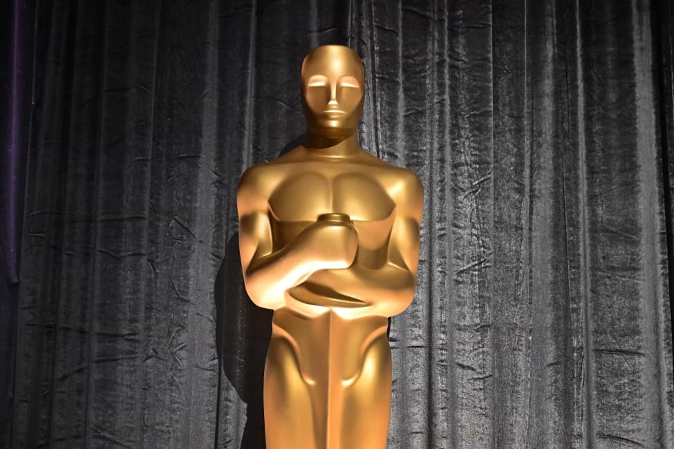 Ki az a férfi az Oscar-szobron?