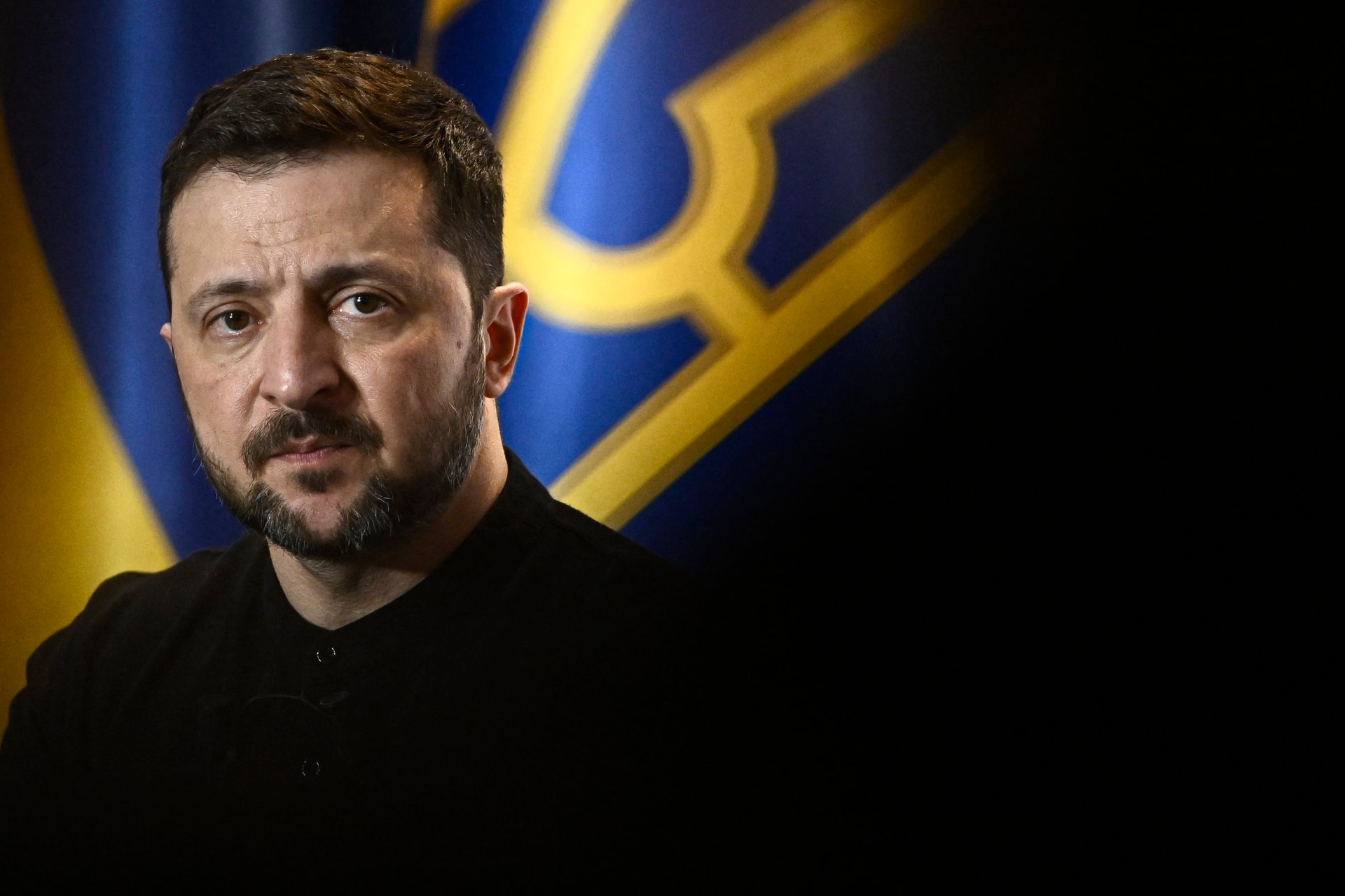 Zsarolással vádolják Zelenszkijt