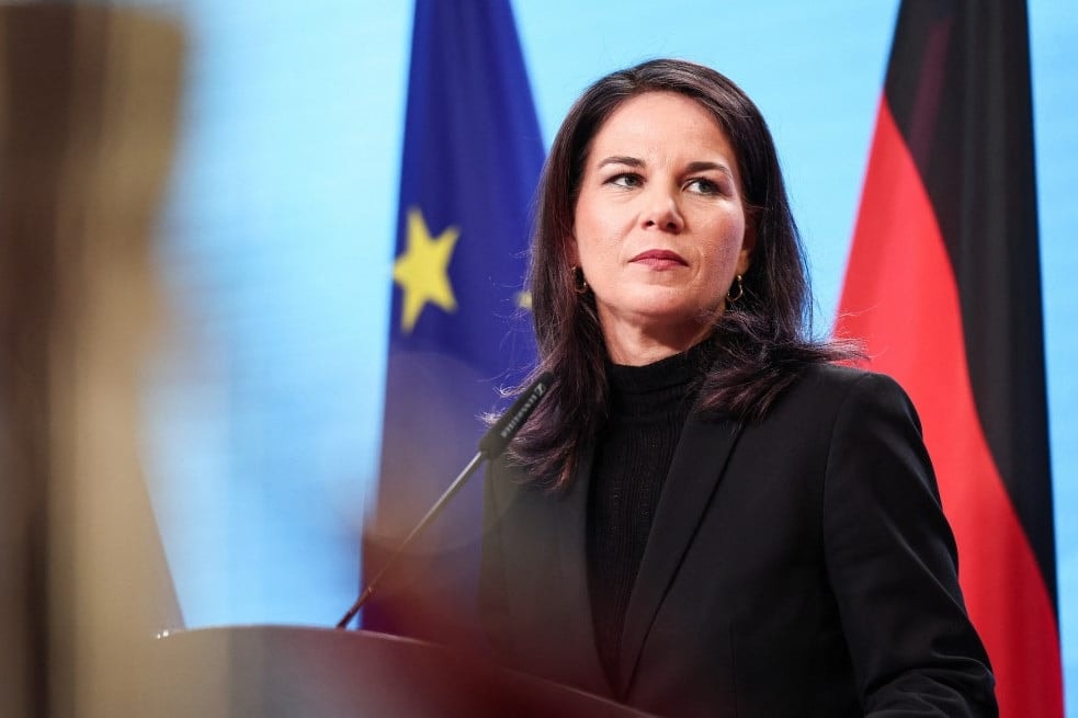 Baerbock napi 250 eurót (100 ezer forint) költött sminkesre