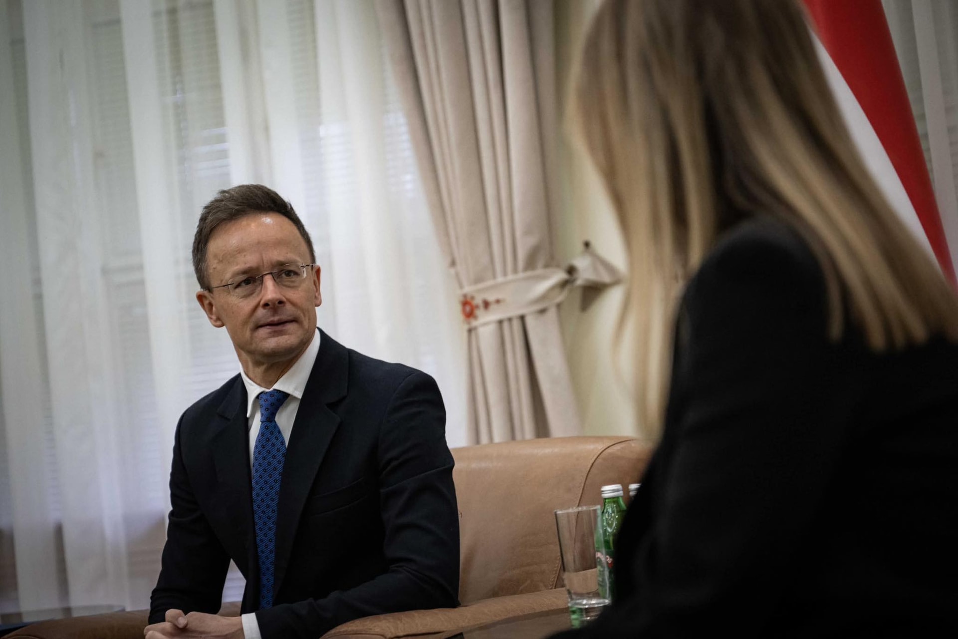 Határozott külpolitikai stratégiára van szükség