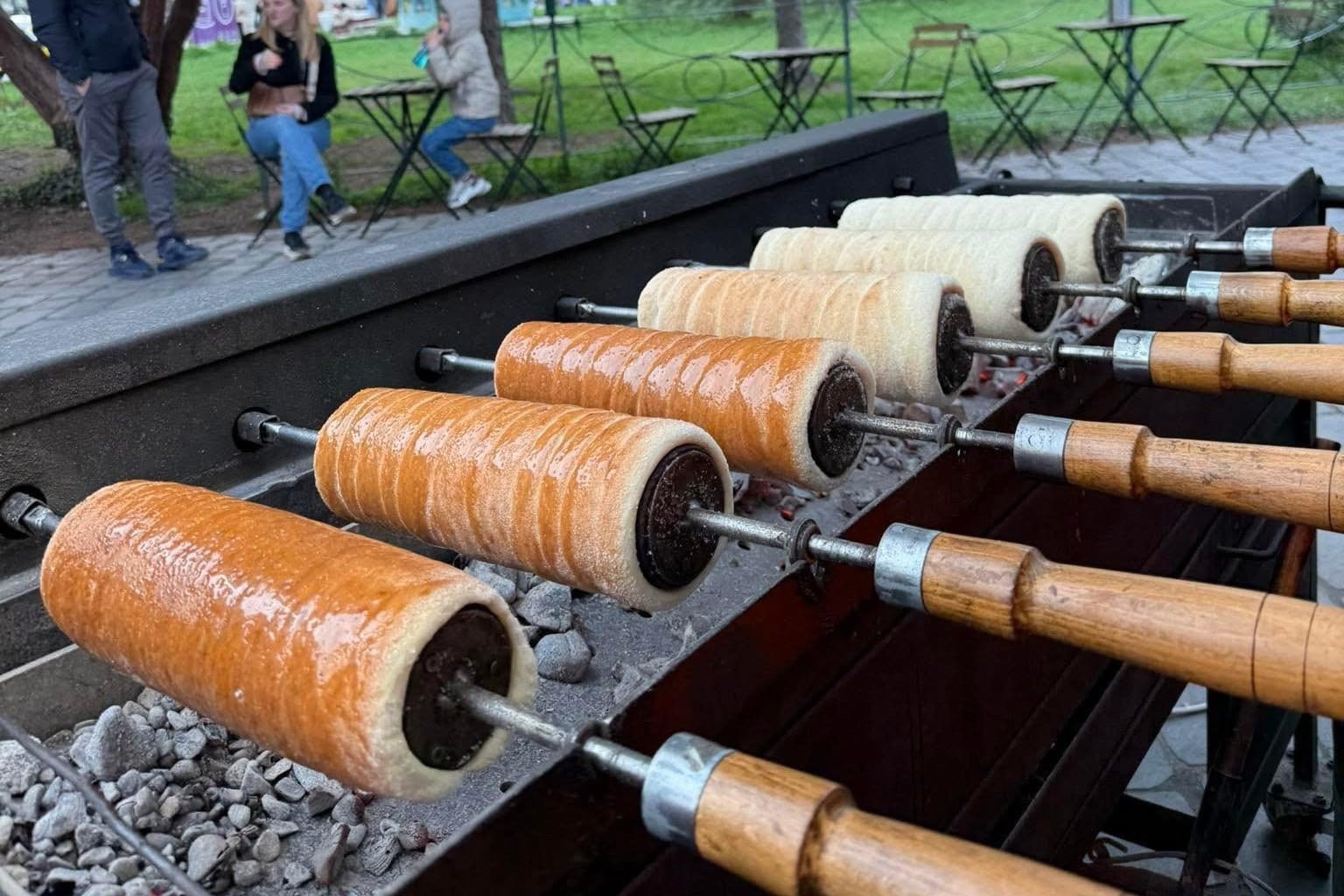 Bemutatják Budapest kürtőskalácsát