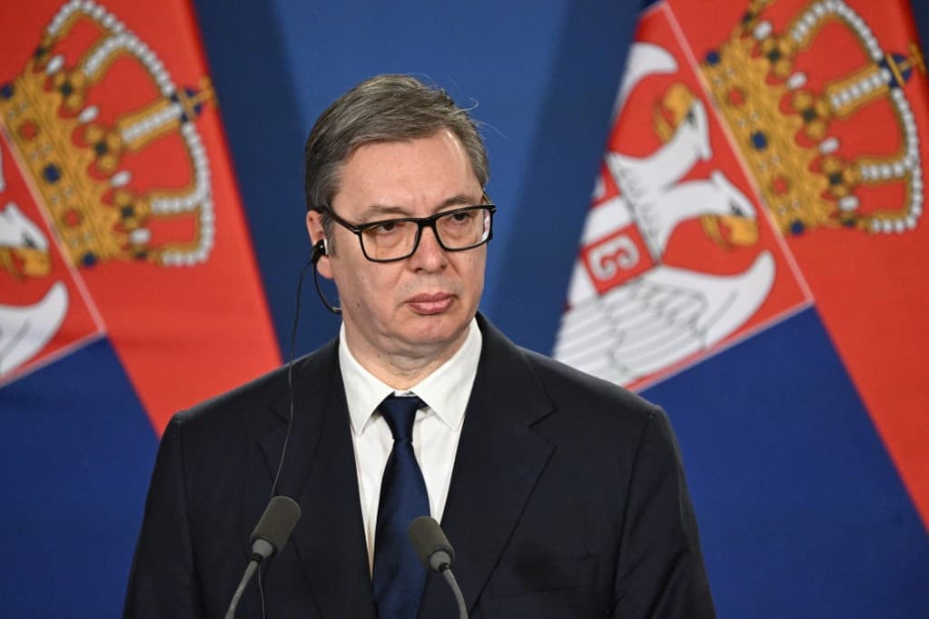 Hamarosan visszatér Vučić