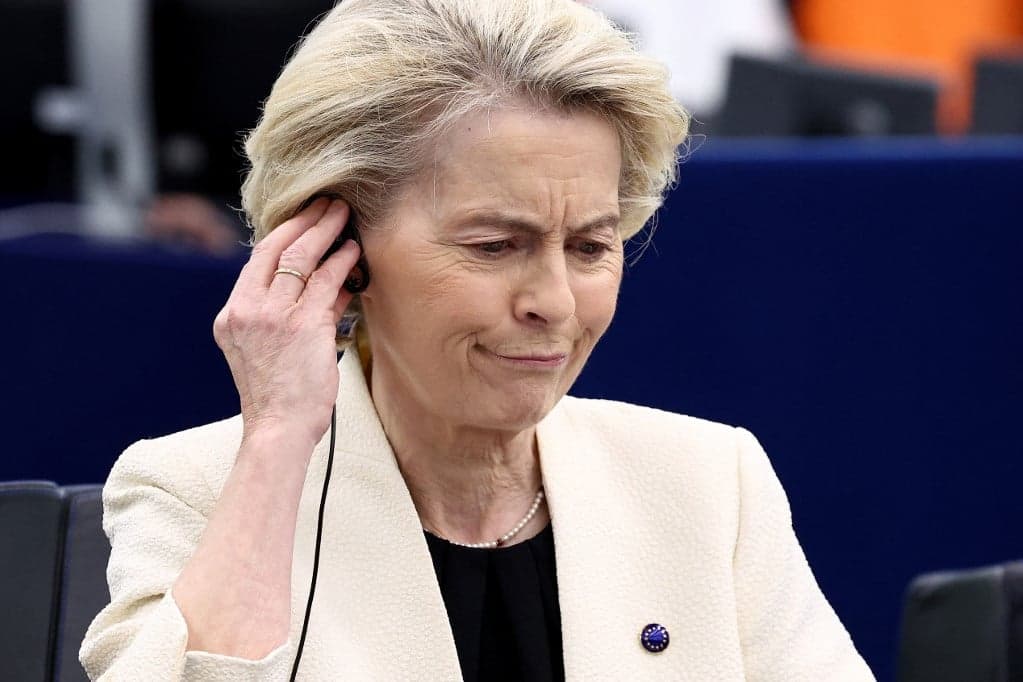 Ursula Von der Leyen csak pisloghat