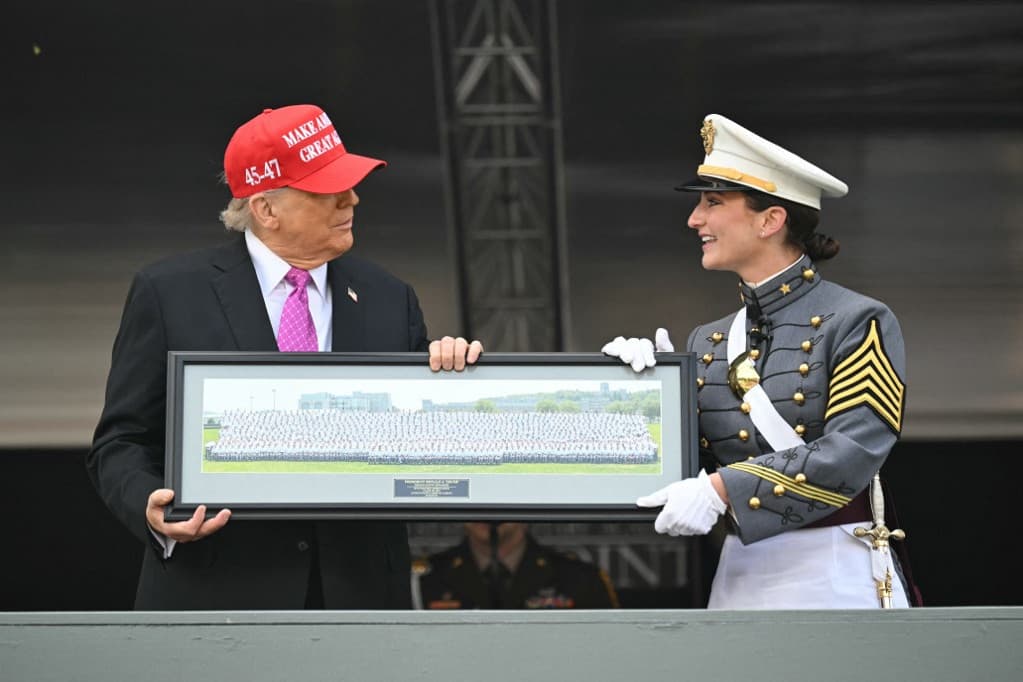 Trump ostorozta a NATO európai tagállamait
