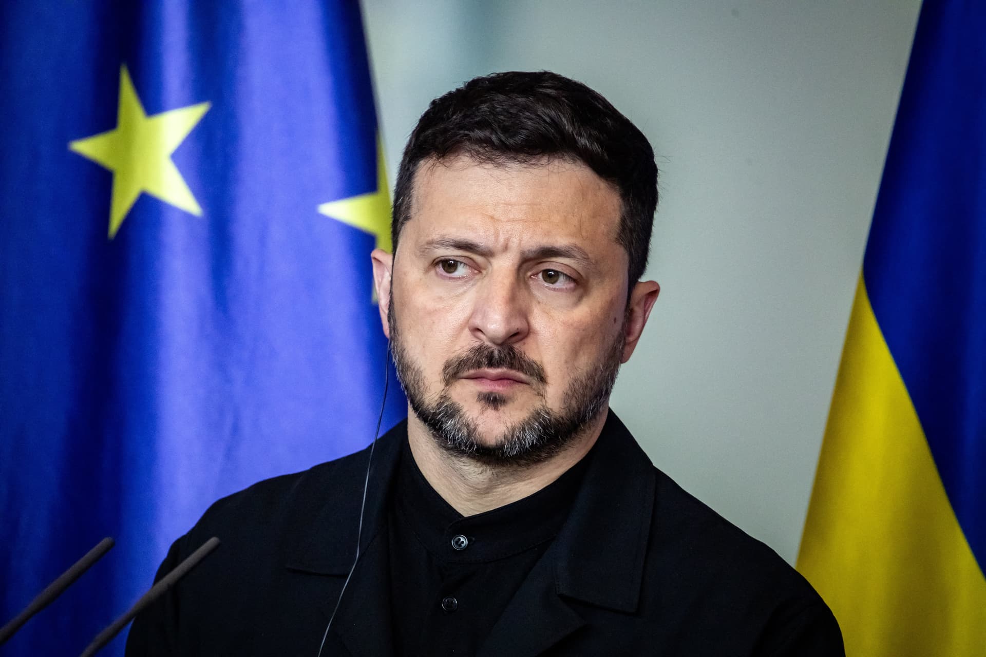 Zelenszkij kemény szankciókat sürget, ha elbuknak a béketárgyalások