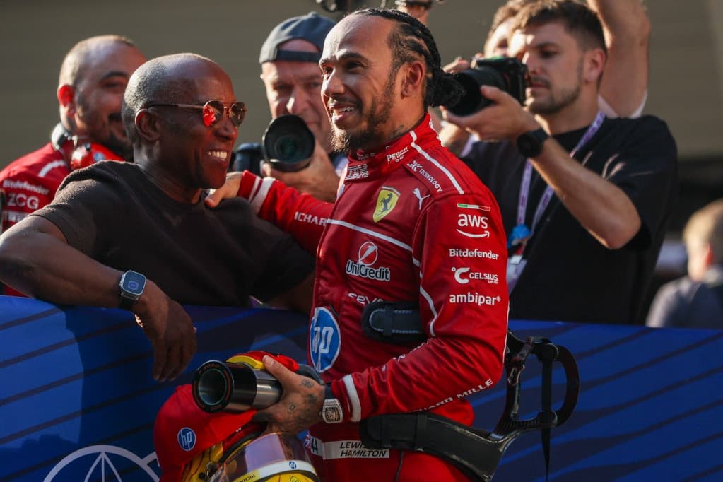 Véget érhet Hamilton ferraris karrierje