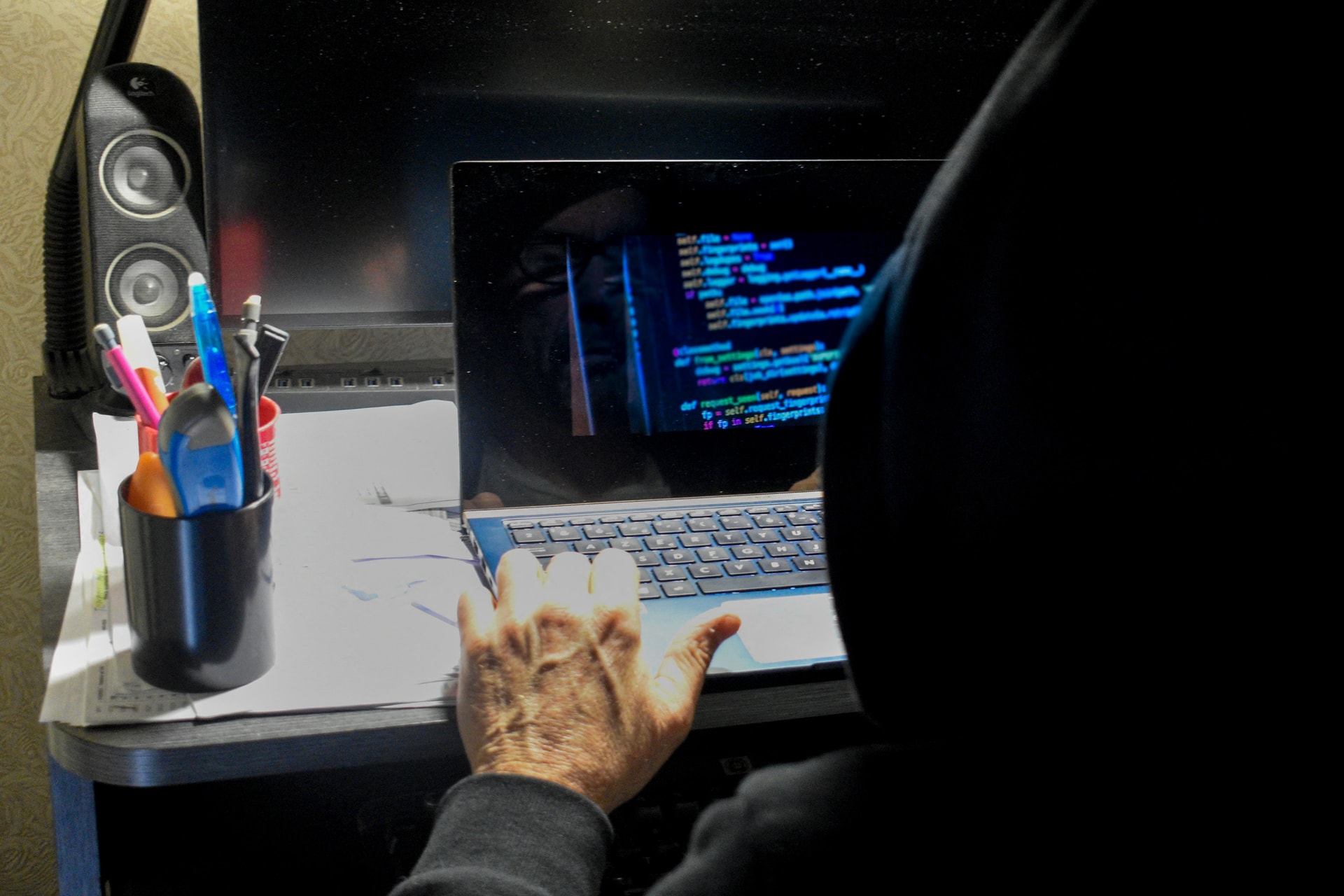 Titkos FBI-ügynökök és kémelhárítók adatai kerülhettek a hackerek kezébe