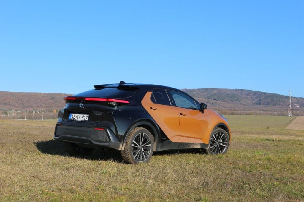 A Toyota megőrizte világelső pozícióját