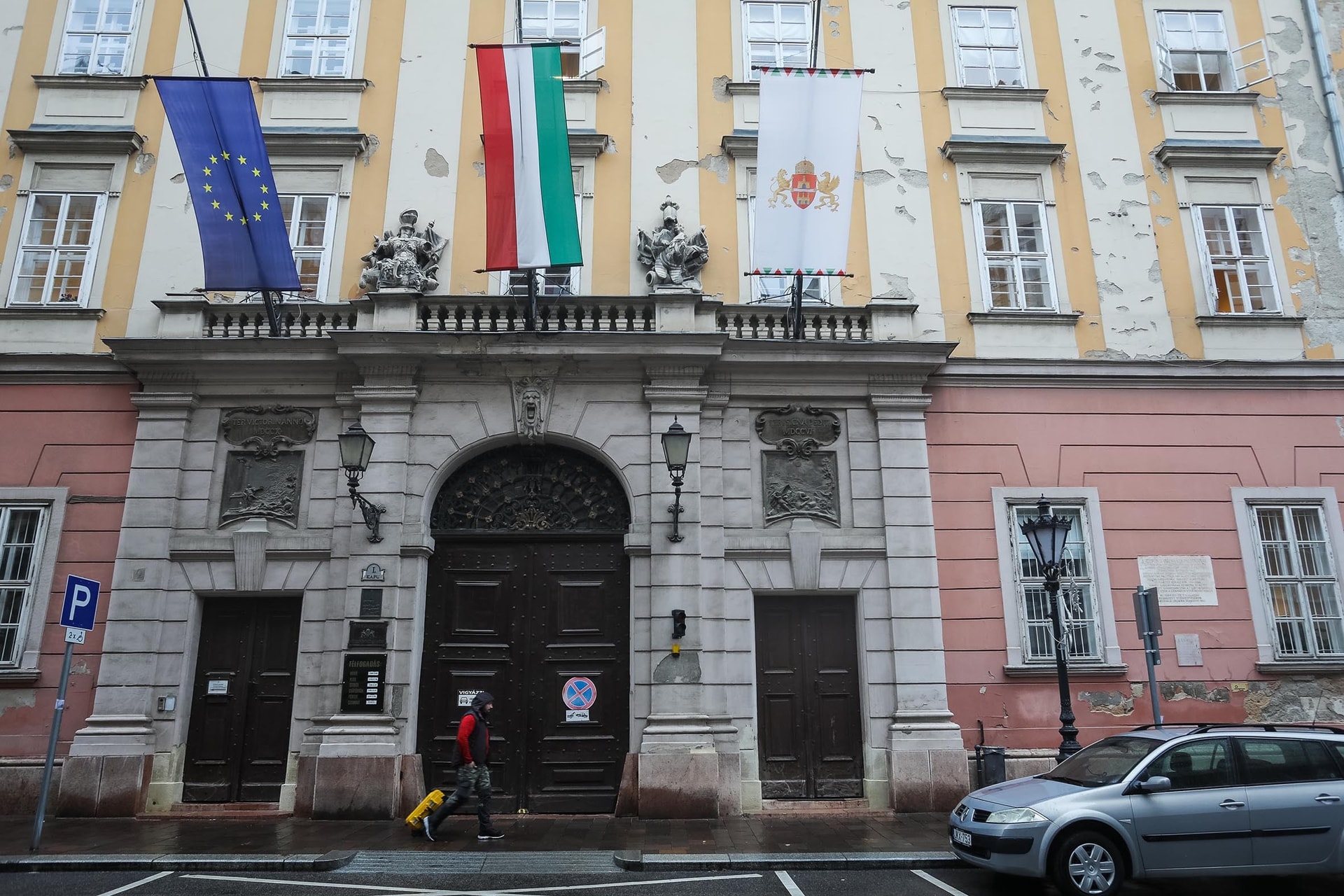 Nincs kétség – Fizet a főváros