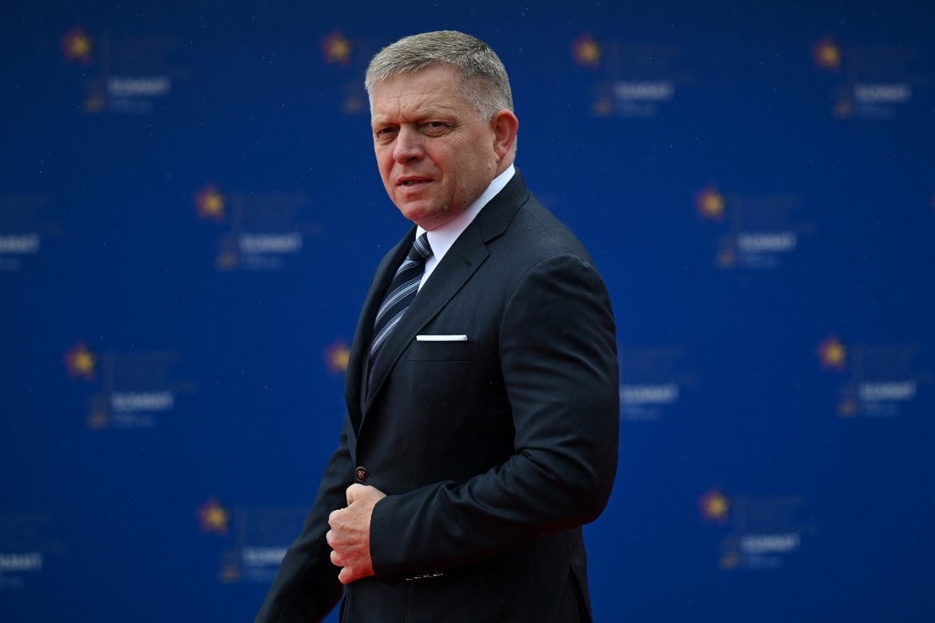 Fico üdvözölte a konfliktus lezárását célzó tárgyalások alakulását