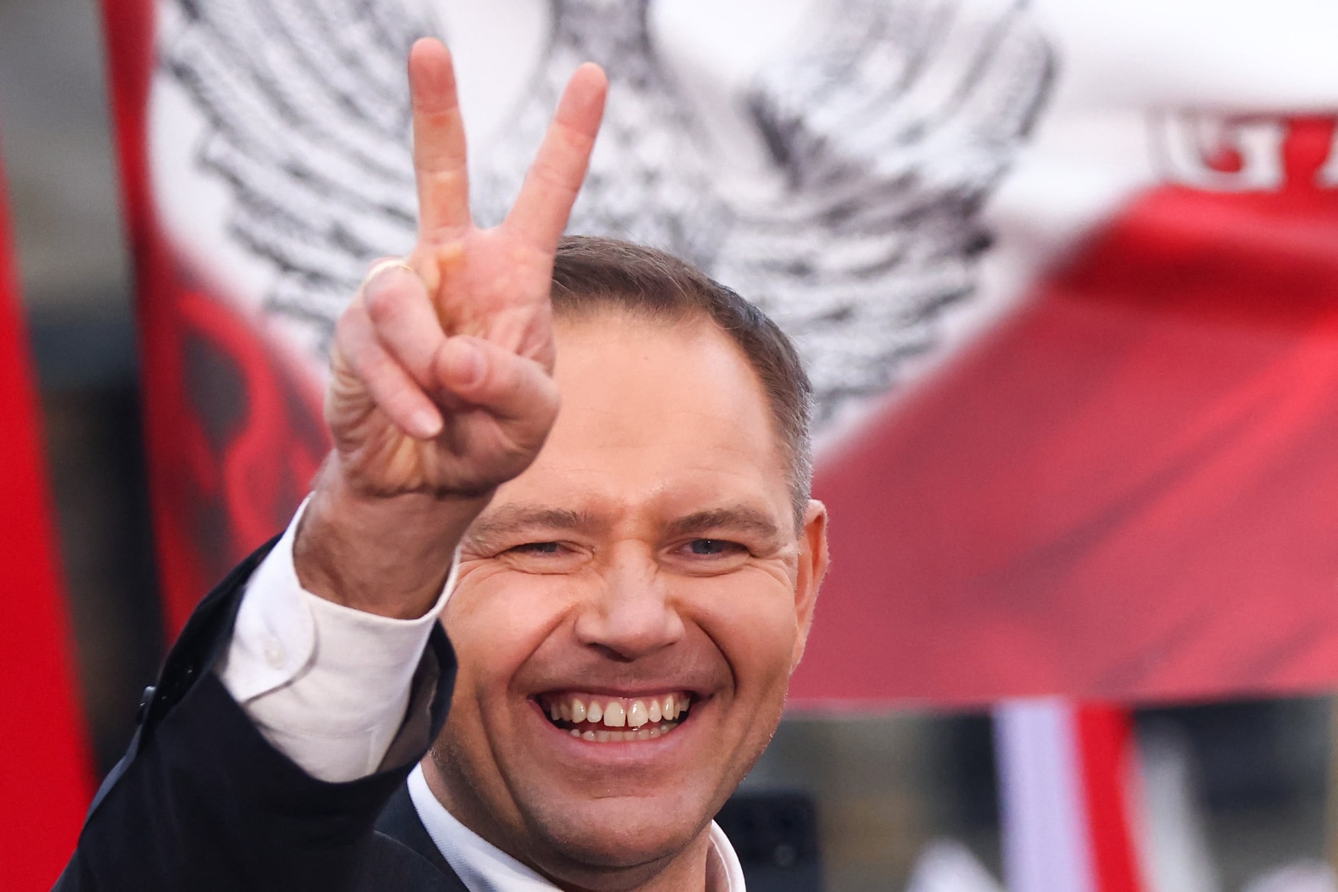 Átvette oklevelét az új lengyel elnök