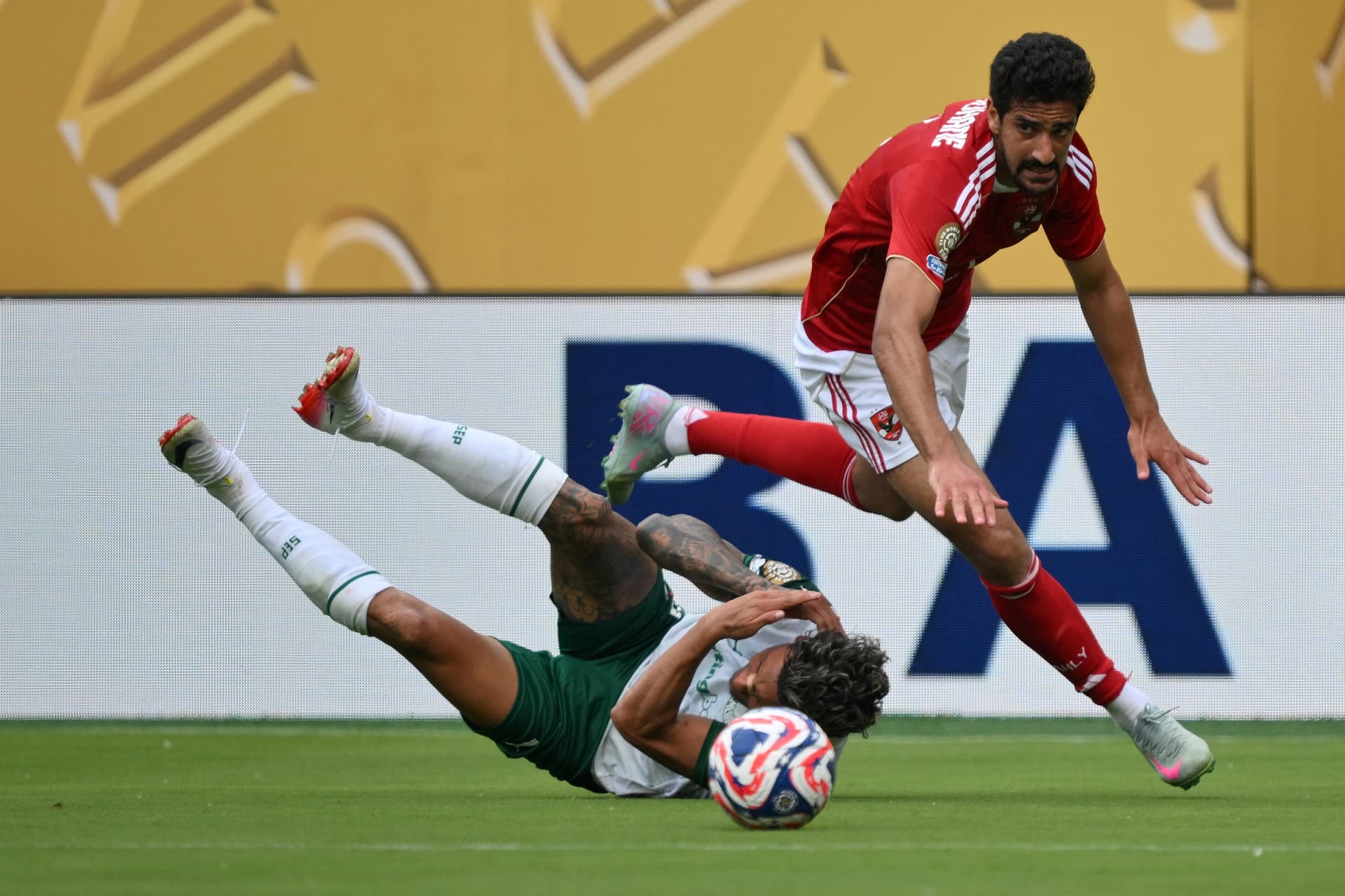 A Palmeiras legyőzte az al-Ahlit