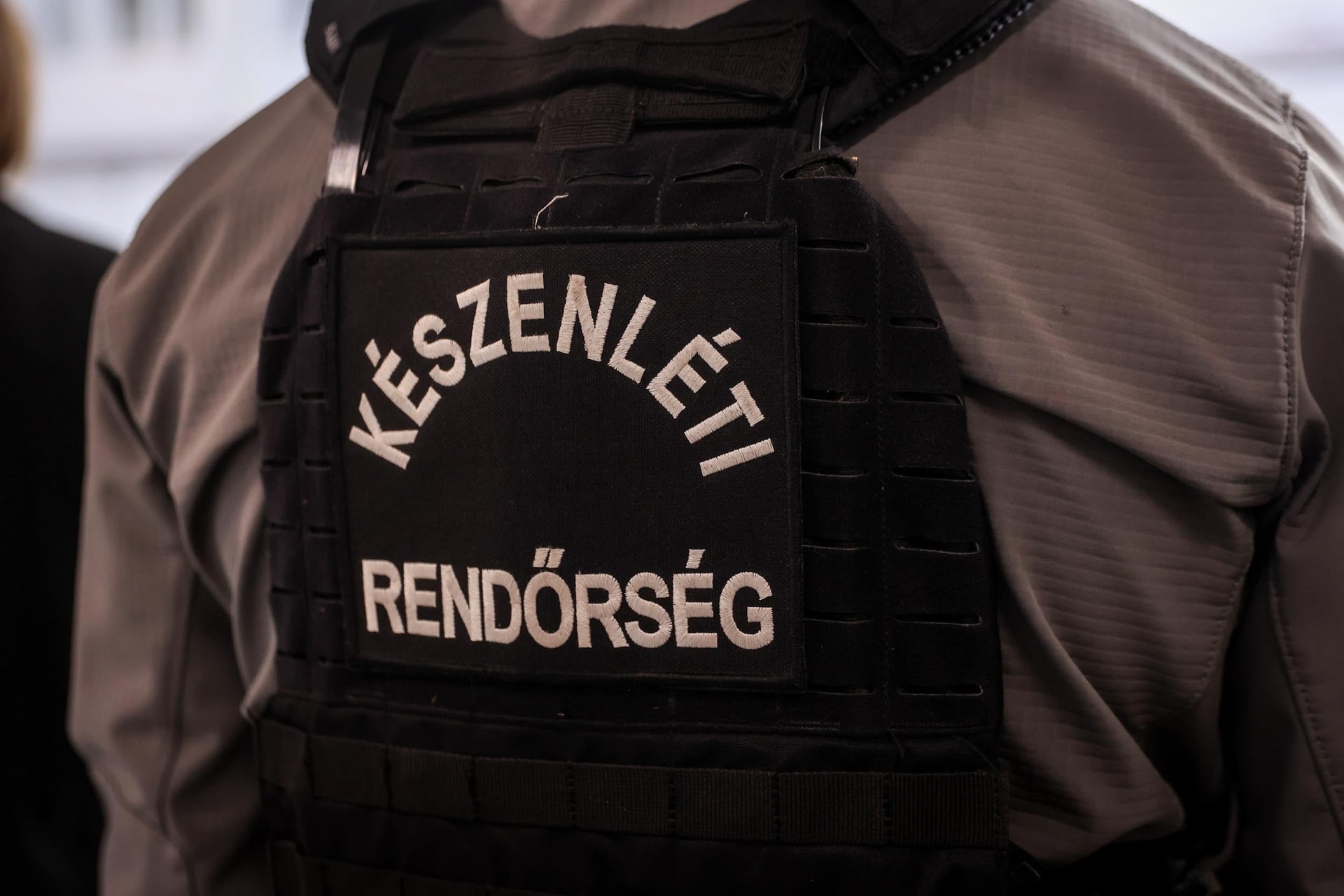 Gyanúsítottként hallgatta ki a rendőrség az MNB korábbi elnökét az Erste-ügyben