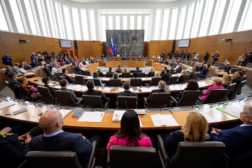 Az ellenzék kezdeményezte a szlovén parlament elnökének leváltását