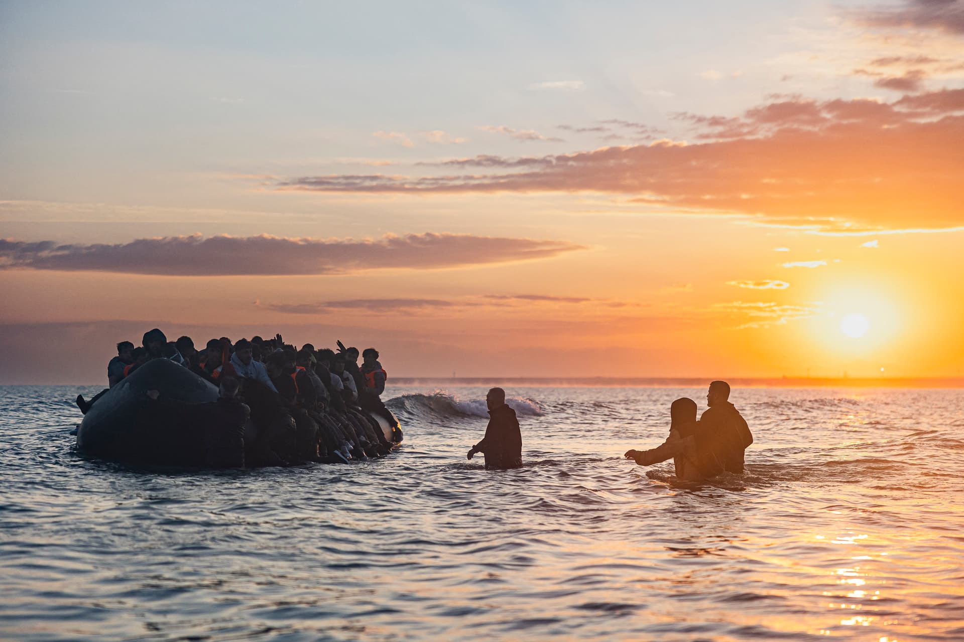 Új migrációs alku a La Manche-on: „Egy ki – egy be” rendszer lépett életbe