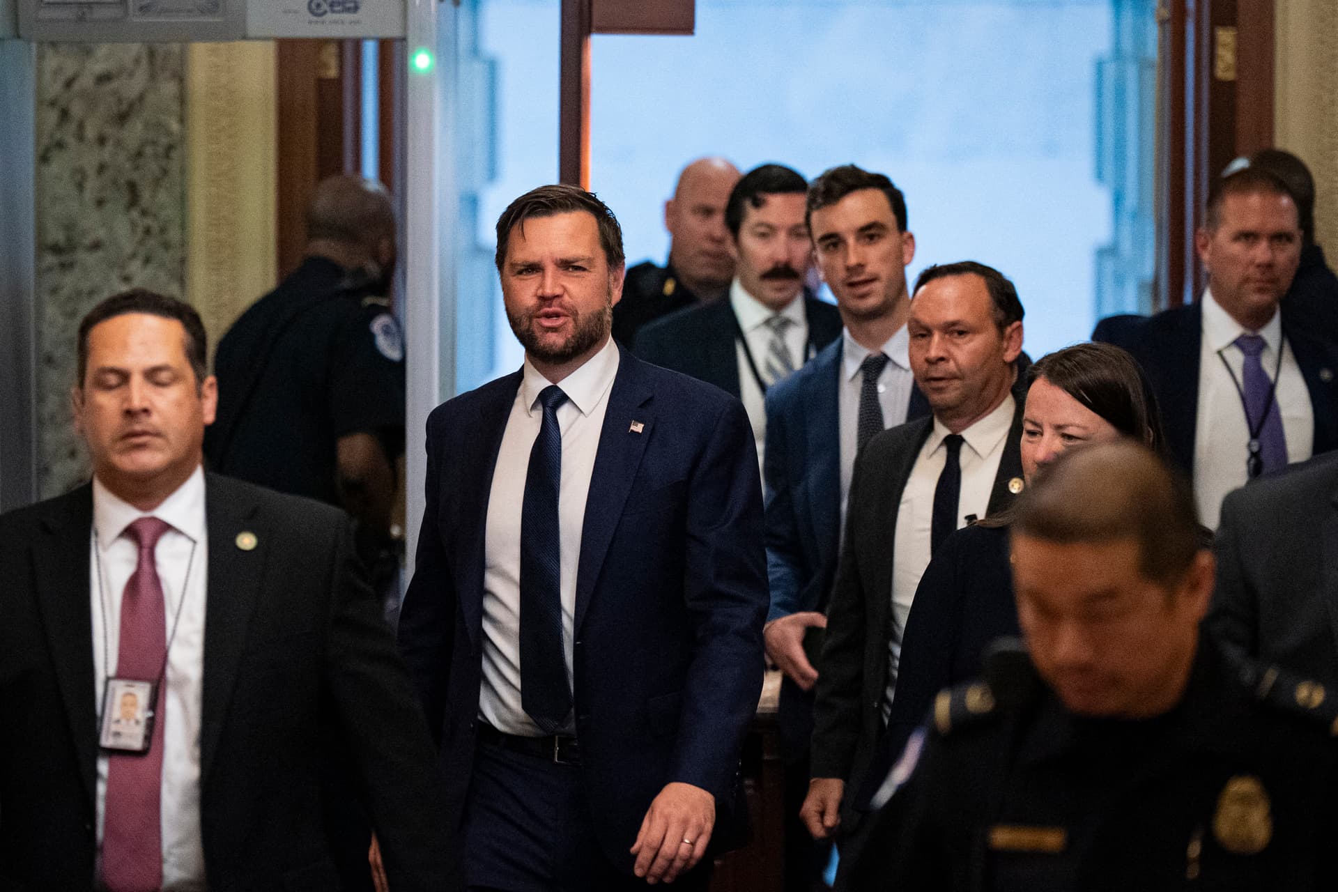 Amerikai szenátus: hatályba léphet a „Nagy Csodálatos Törvény”