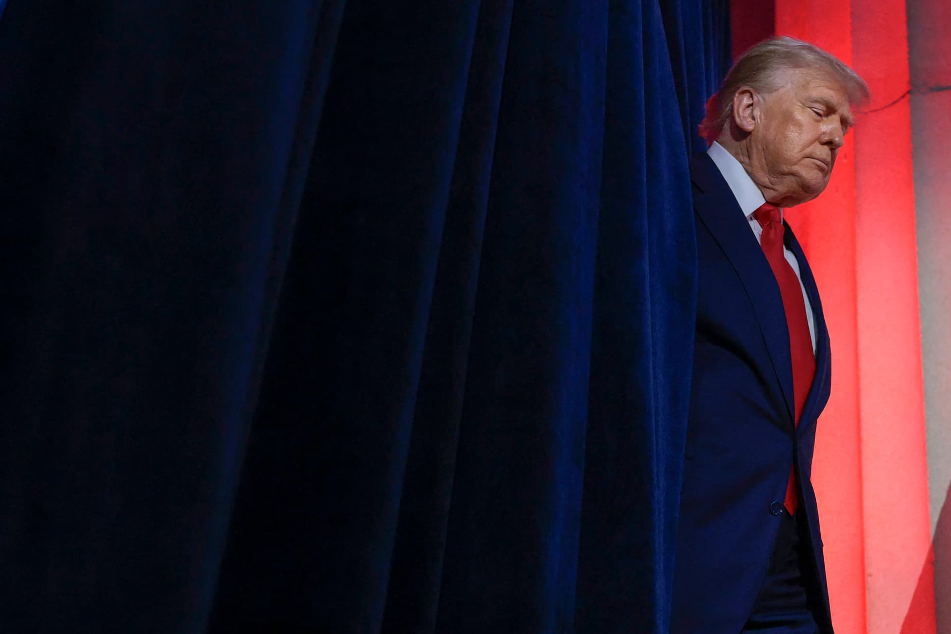 Újabb fordulat Donald Trump Ukrajna-politikájában