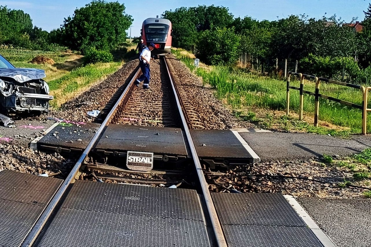 Négyes karambol történt az M0-son Csömör közelében, nagy a torlódás