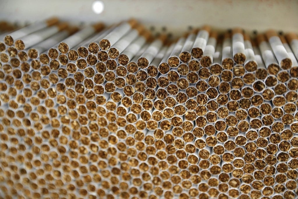 Illegális cigarettagyárat lepleztek le az erdélyi Szebenben