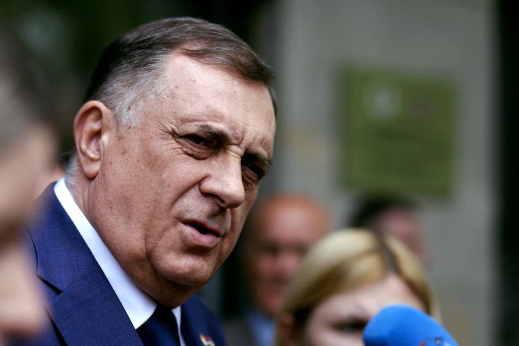 Bombát találtak az szerb elnök házánál